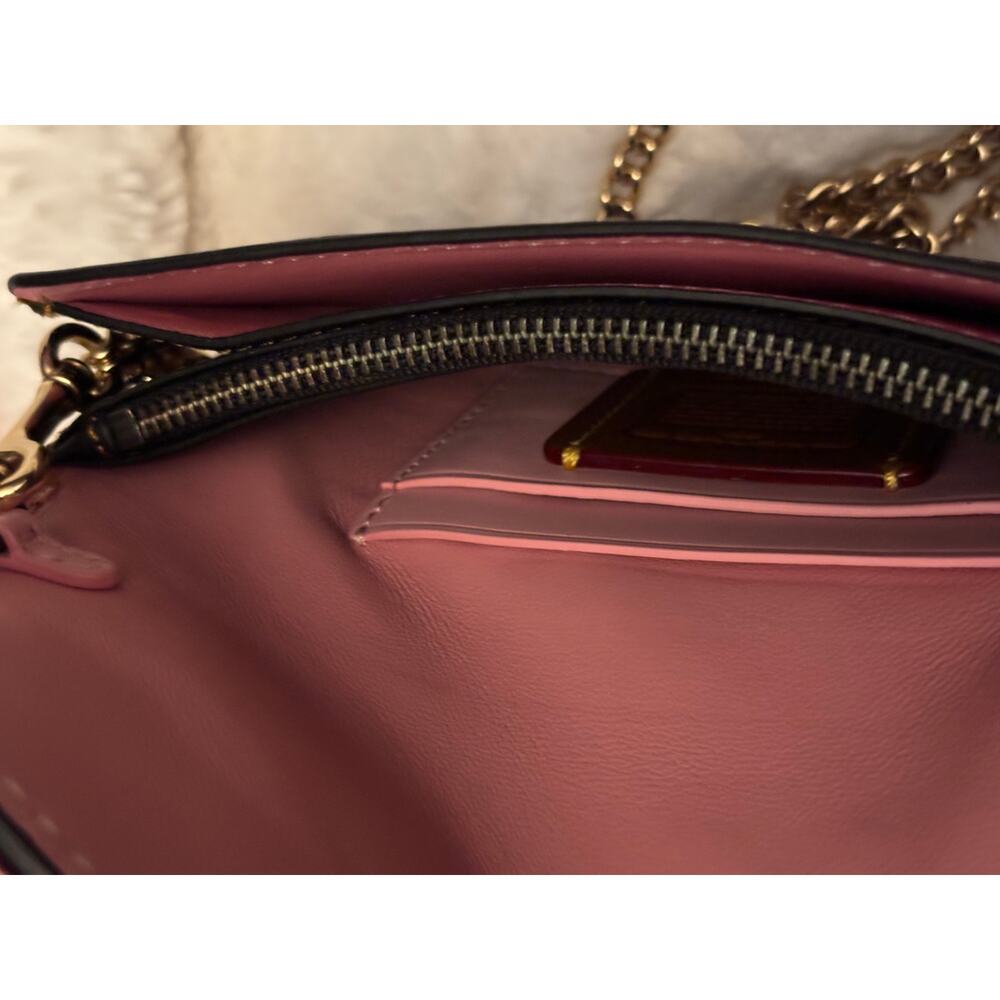 Gorgeous Coach tea rose stunning black pink gold, wristlet, crossbody - Picture 7 of 10